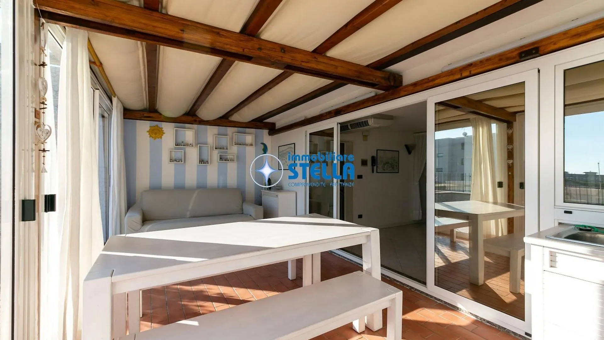 Condominio London ليدو دي يسولو 0*,